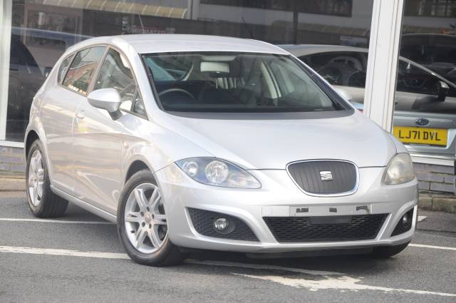 SEAT Leon 1.6 TDI CR Ecomotive S Copa 5dr Hatchback Diesel Silver