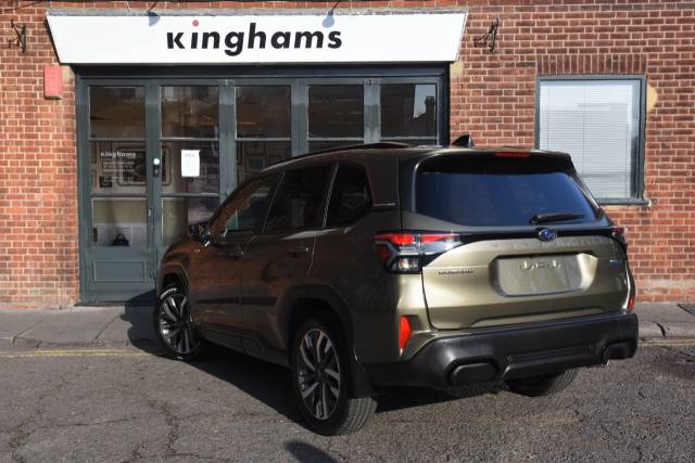 2025 Subaru Forester 2.0i Touring