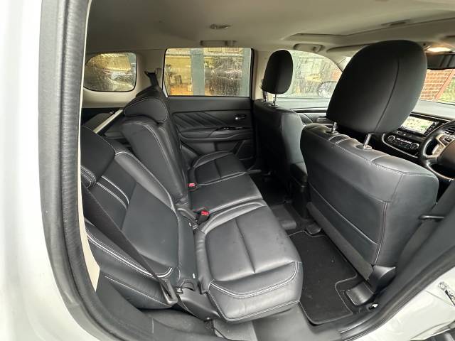 2015 Mitsubishi Outlander 2.0 PHEV GX4hs 5dr Auto