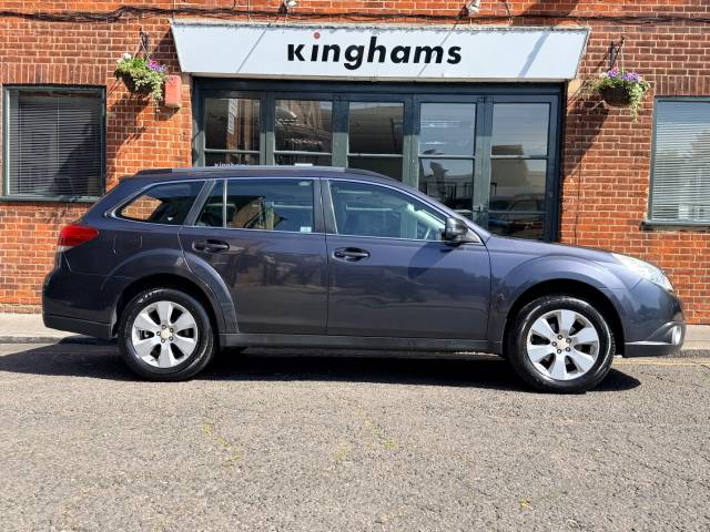 2010 Subaru Outback 2.5i SE NavPlus Outback 5dr Lineartronic